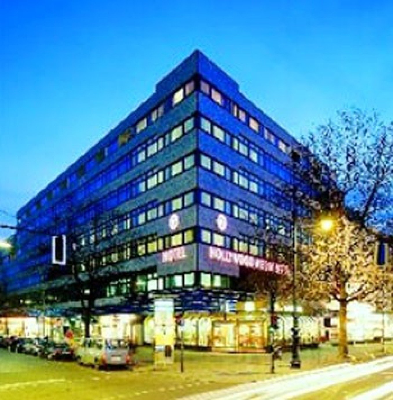 Hollywood Media Hotel