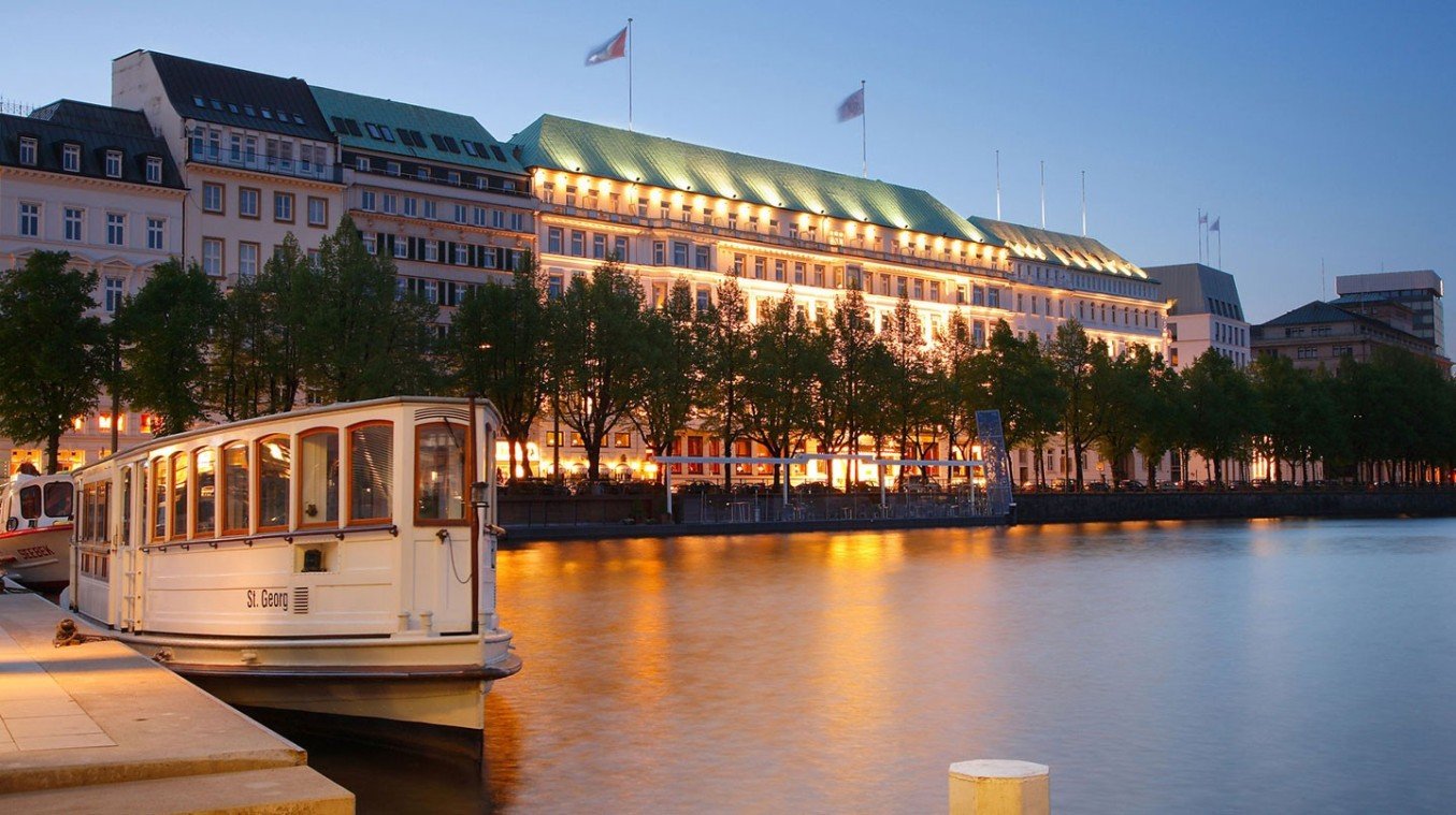 Fairmont Hotel Vier Jahreszeiten