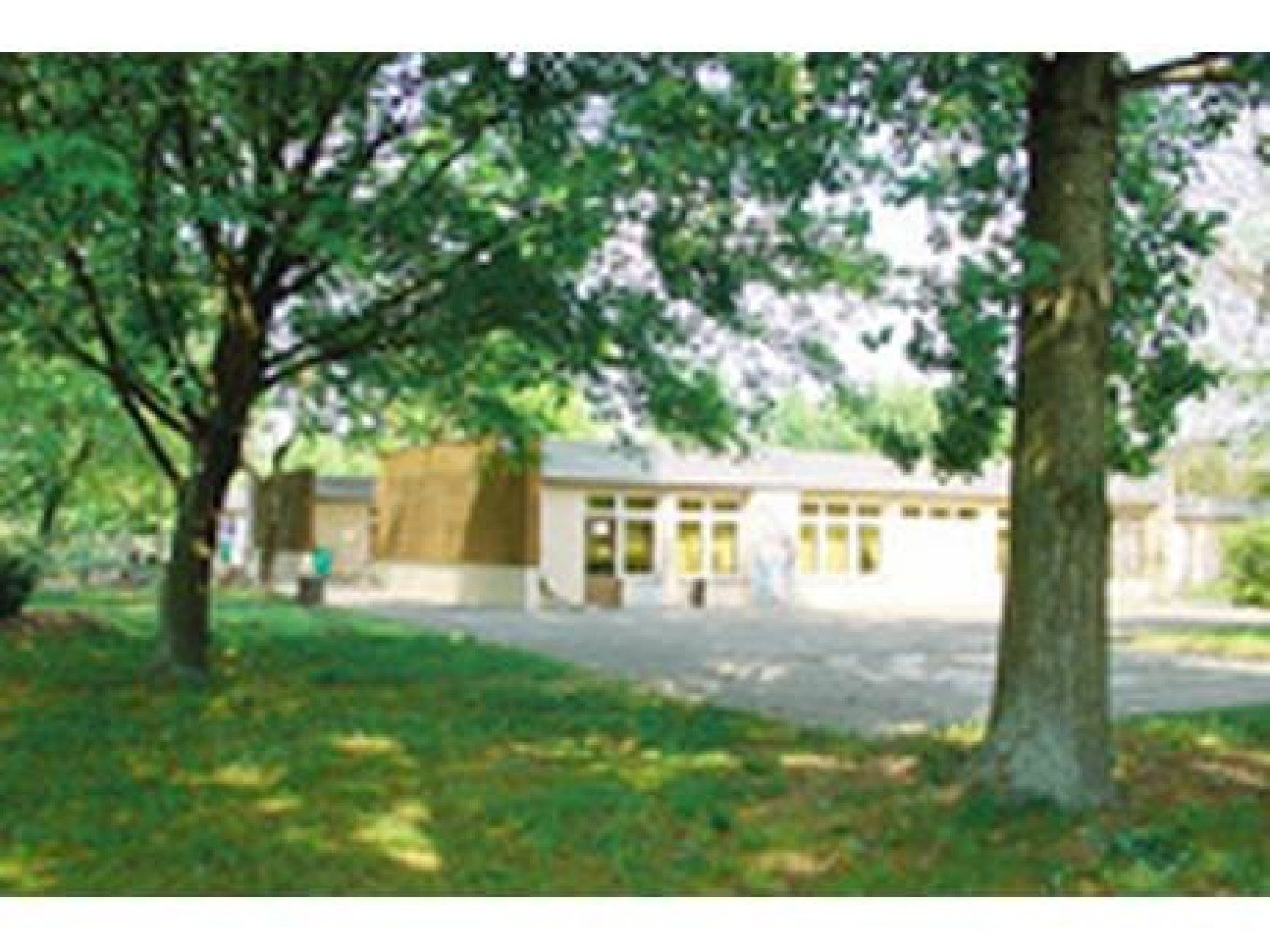 Bornitz 101 - Jugendbetreuungs- und -begegnungszentrum Berlin