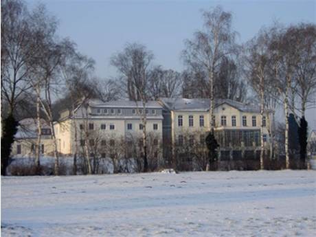Jugend-, Tagungs- und Gästehaus  Petershagen