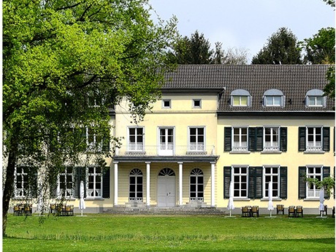 Schloss Gnadenthal Tagungshotel