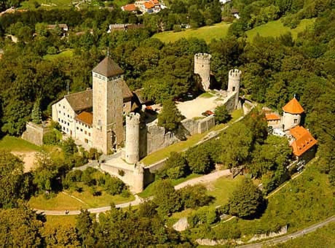 Jugendherberge Starkenburg im Naturpark Bergstr./Odenwald