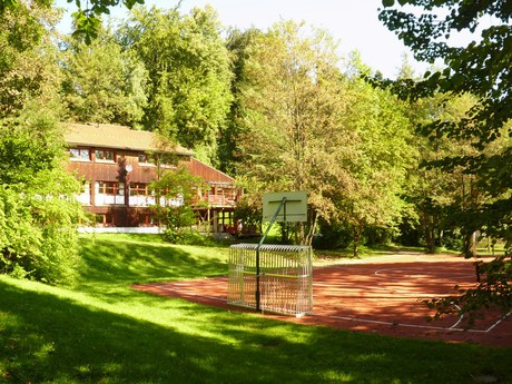Hans-Leipelt-Haus  Evang. Jugend München