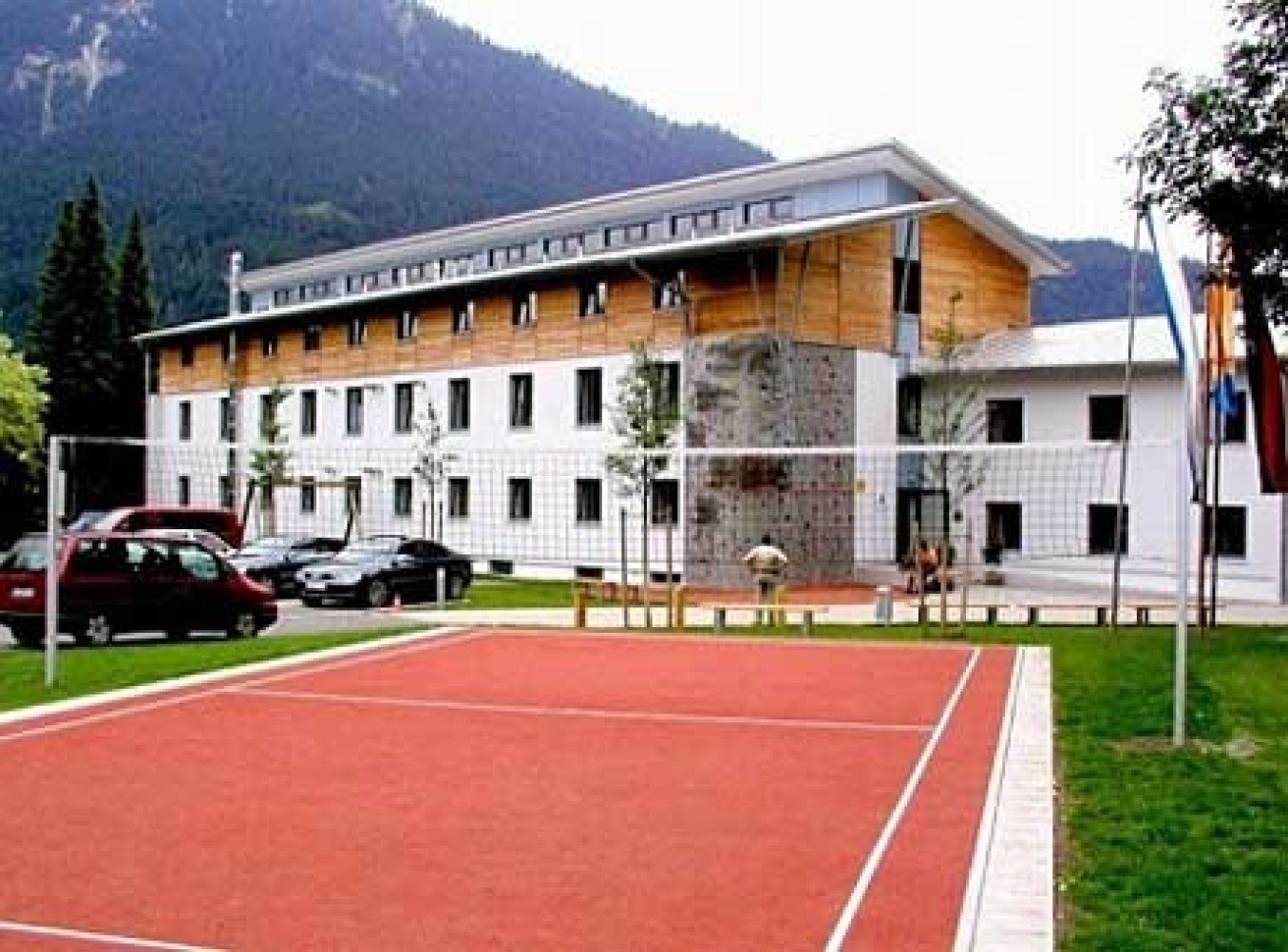 DJH Jugendherberge Garmisch-Partenkir Alpiner Studienplatz - Familien|Jugendherberge