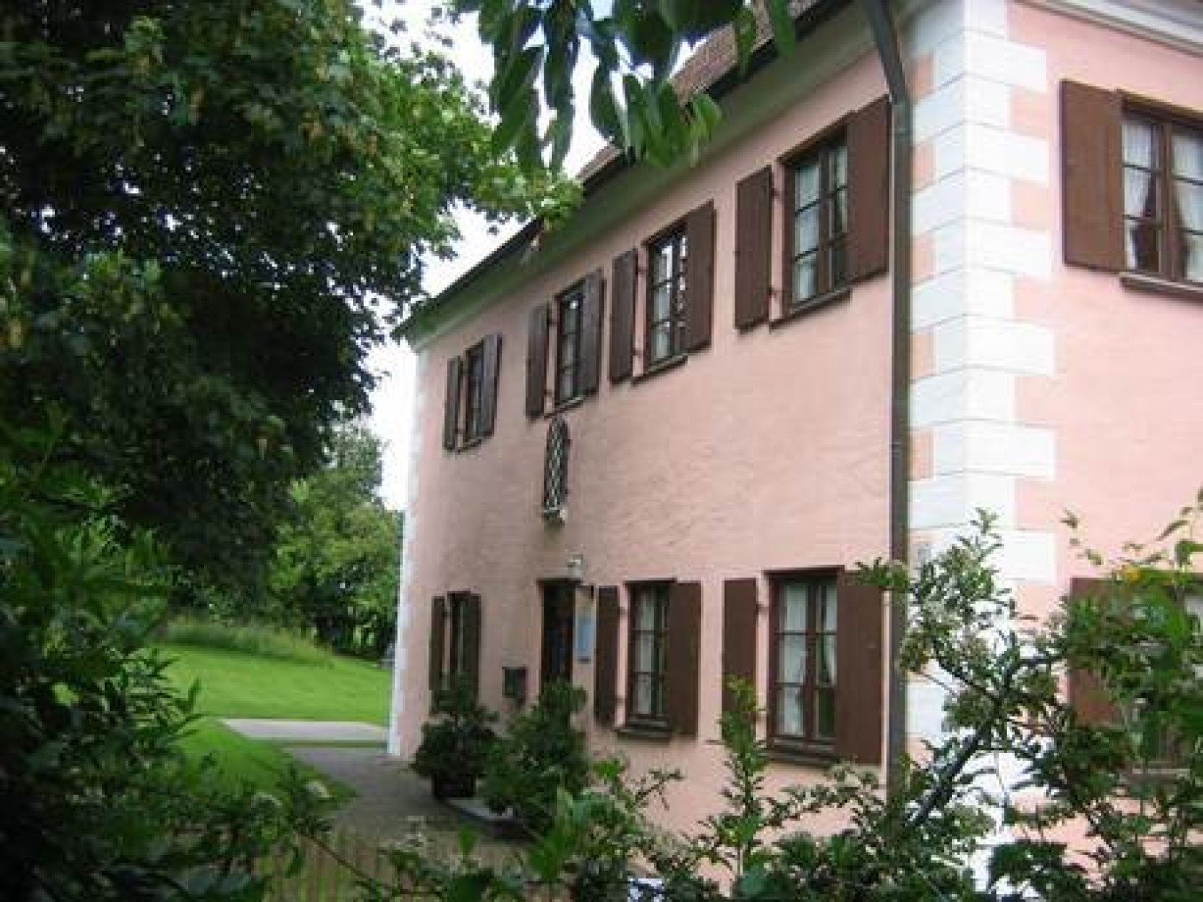 Pfarr- und Jugendheim St. Leonhard  Oberliezheim