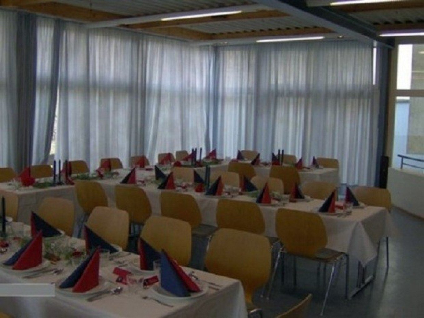 Turn- und Festhalle Unterriexingen - Eventhalle für Feste, Hochzeiten