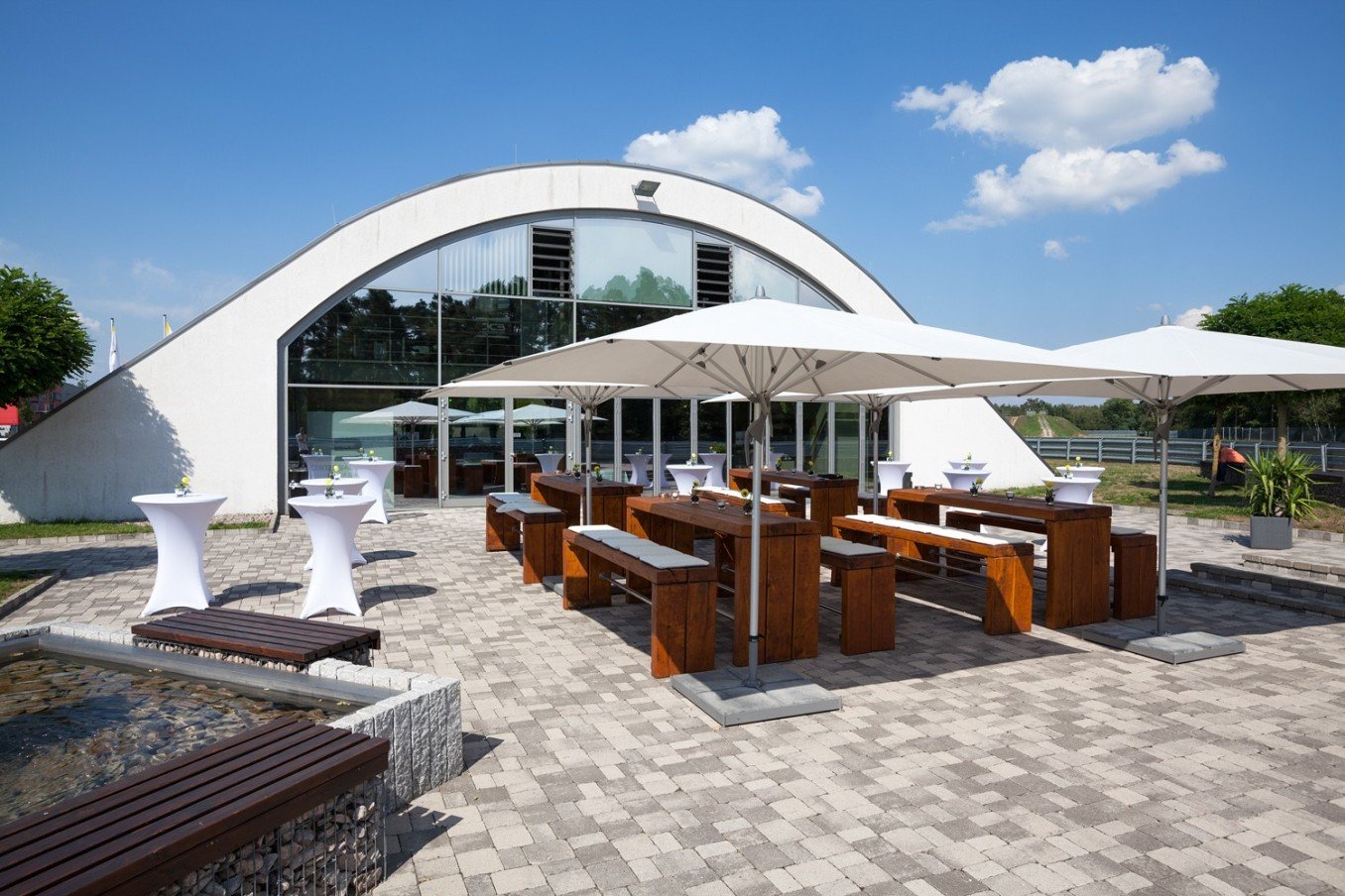 Fahrsicherheitszentrum Baden Airpark - Event Hangar mieten, Eventlocation mieten